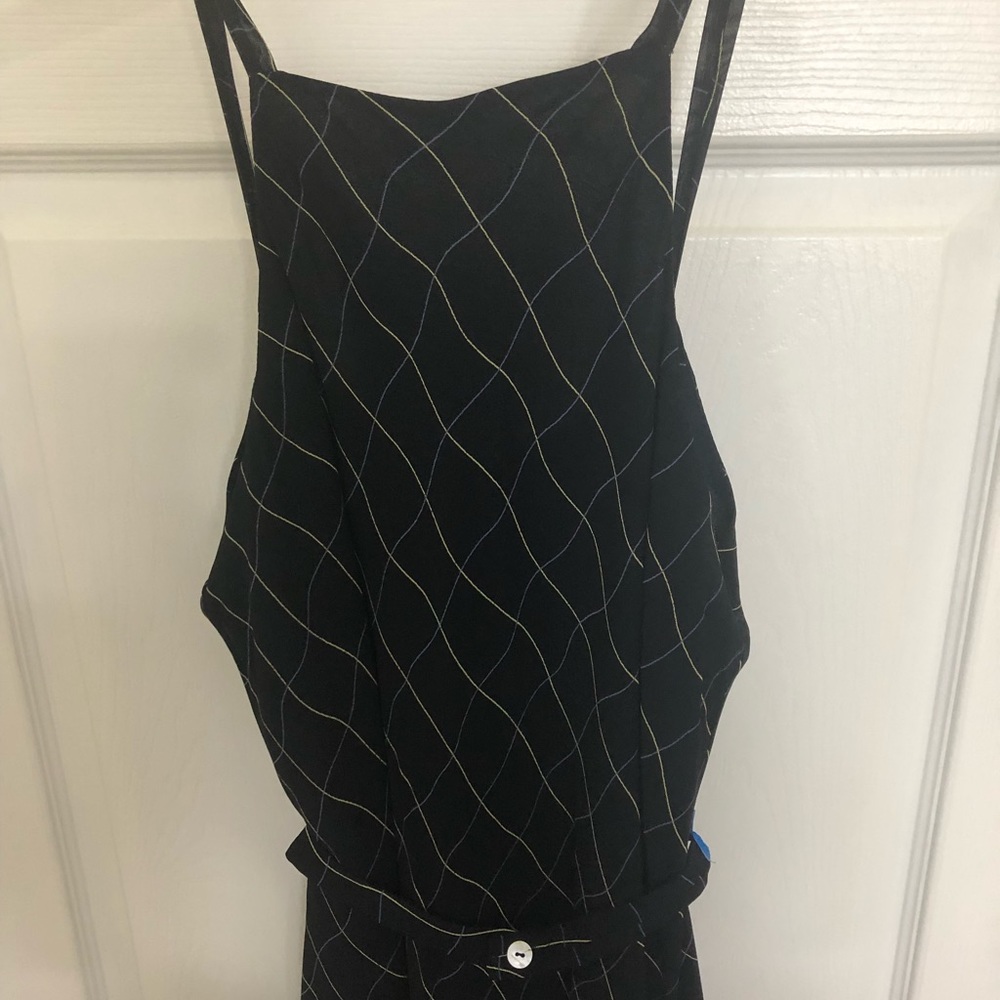 Max Studio Dress- flirty with geometric patterns